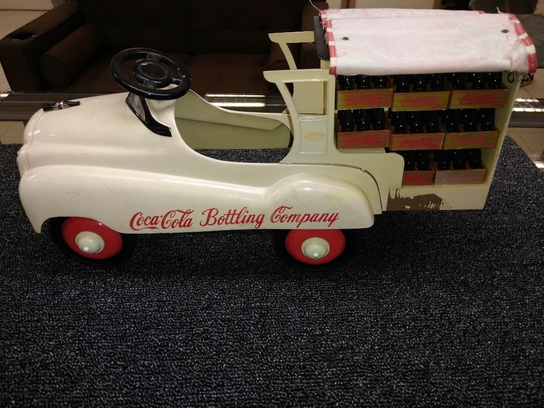 Coca cola top diecast delivery truck