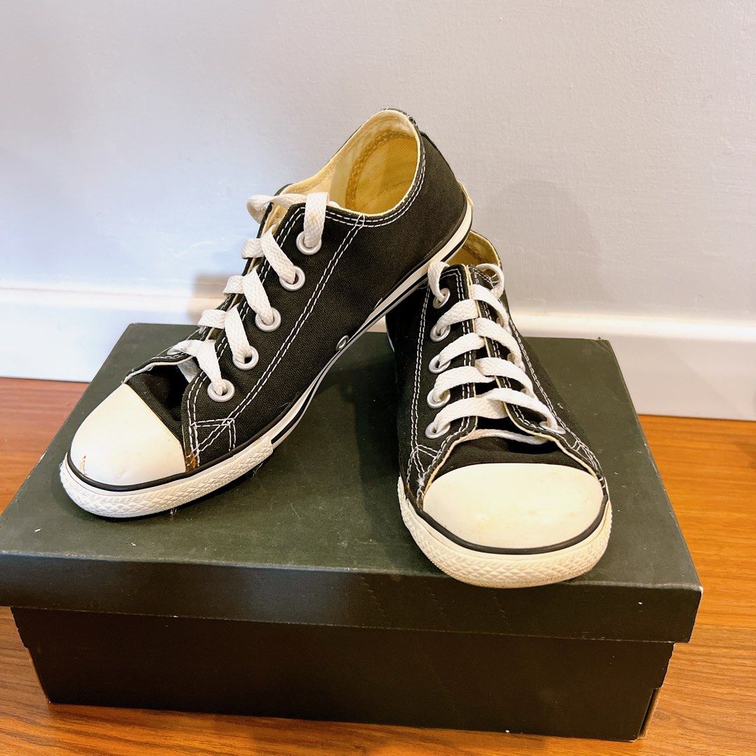 Chuck taylor flats hotsell