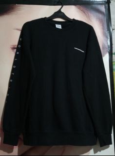 (Kategori: ) berada di . Dikirim oleh she2801 (ID iklan 1221764294, Gambar 1). Deskripsi: .