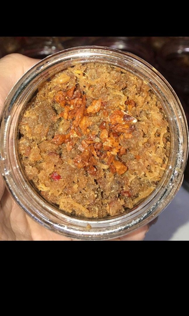 Crispy Chicken Pastil (Category: Packaged & Instant Food) located in Quezon City. Submitted by la_merch (Listing ID 1221708410, Image 3). Description: HOMEMADE GOURMET CRISPY CHICKEN PASTIL/CHICKEN ADOBO FLAKES IS NOW AVAILABLE! Ready to eat. Pwedeng pwede para sa mga walang time or tinatamad mag prepare/luto. Perfect pang ulam, side dish, pampulutan, snack and even pambaon. Very convenient as this is ulam-on-the-go! 🧄Original/classic 🌶Spicy • 