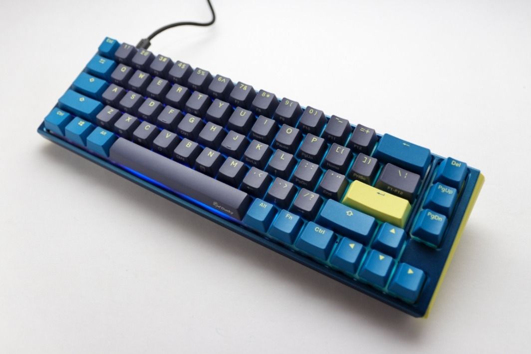 全新行貨旺角門市銀軸Daybreak Ducky One 3 Mini 61鍵RGB 機械式鍵盤 