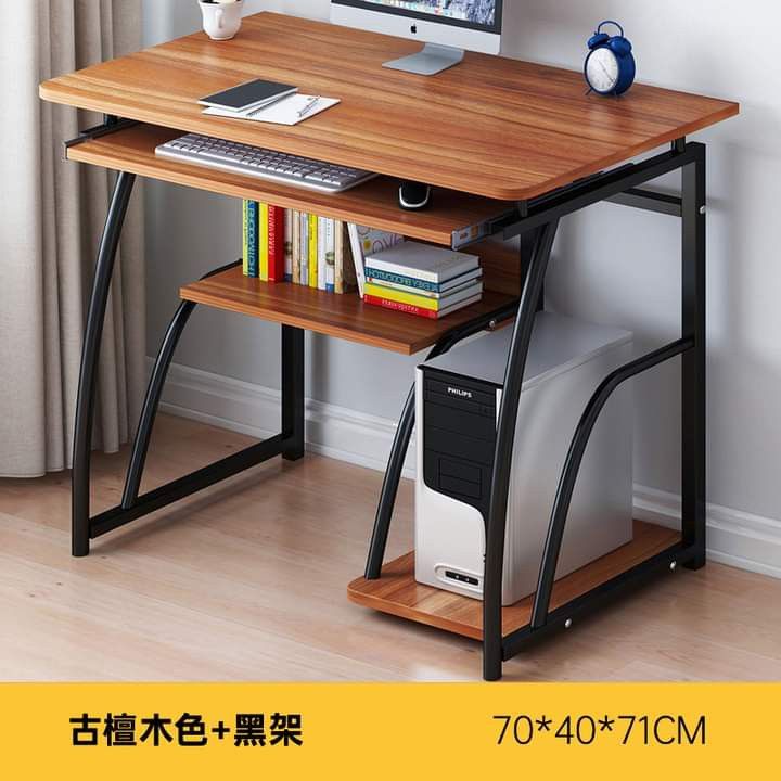 desktop computer table on Carousell