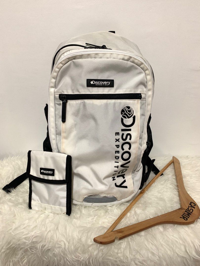 Discovery Expedition White Backpack Like Air Shift Back Pack Bag for Unisex  28L, Men's Fashion, Bags, Backpacks on Carousell