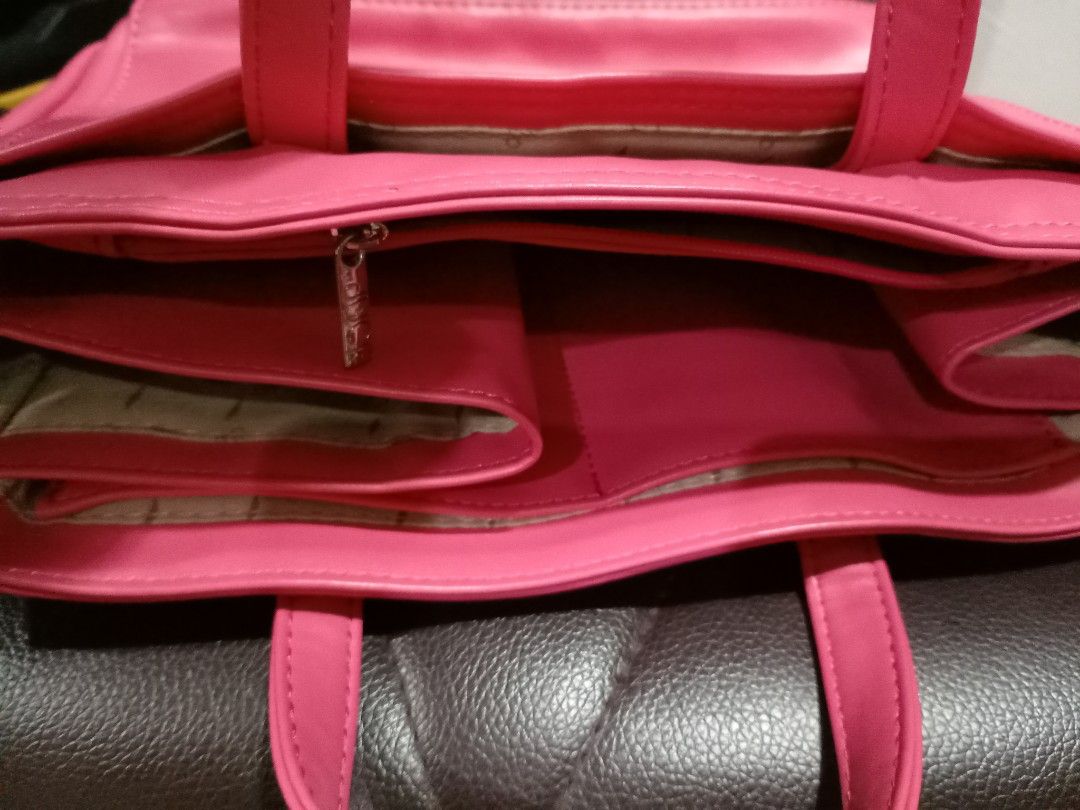 Duck organizer bag, Women's Fashion, Bags & Wallets, Tote Bags on Carousell