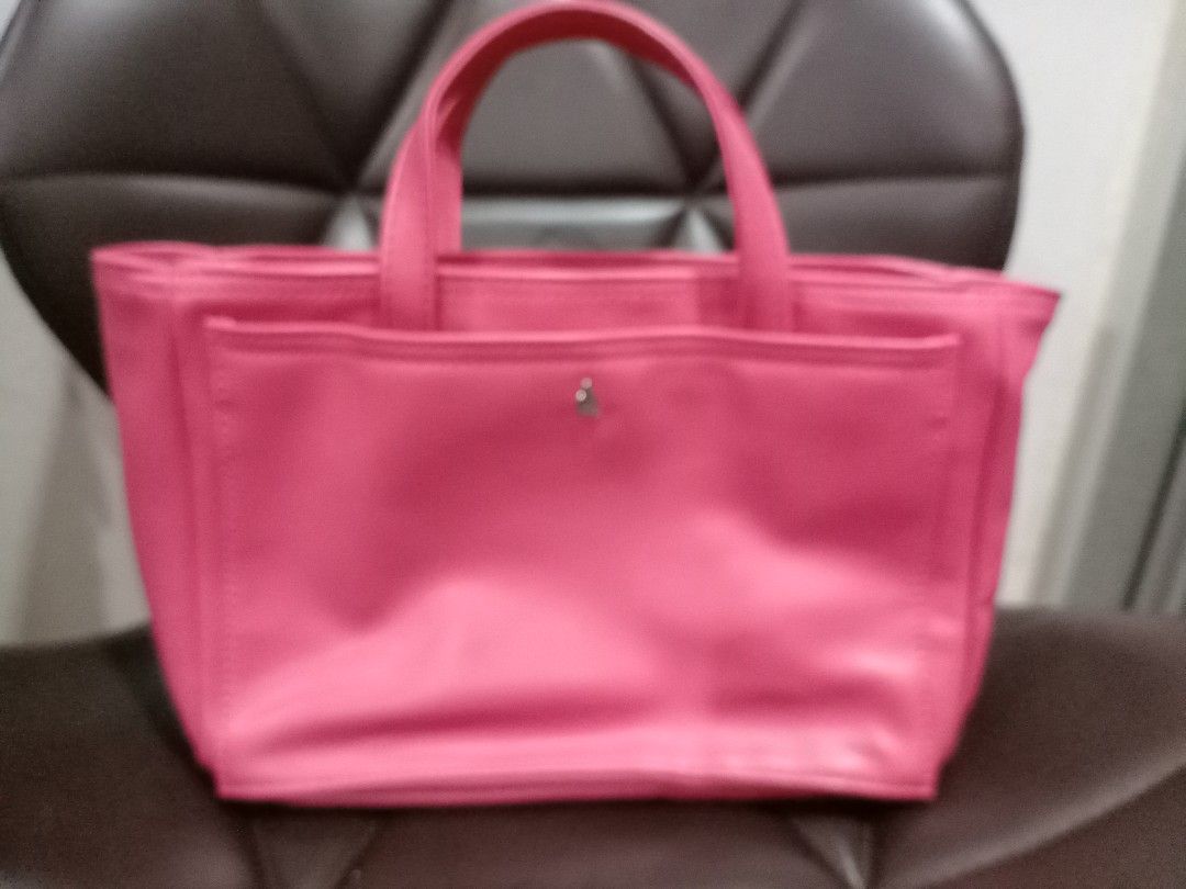Duck organizer bag, Women's Fashion, Bags & Wallets, Tote Bags on Carousell