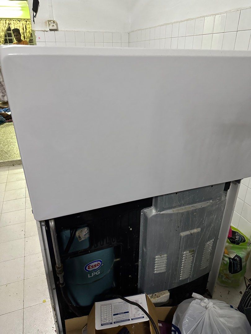 Elba Gas Stove with Owen in good Condition, Furniture & Home Living