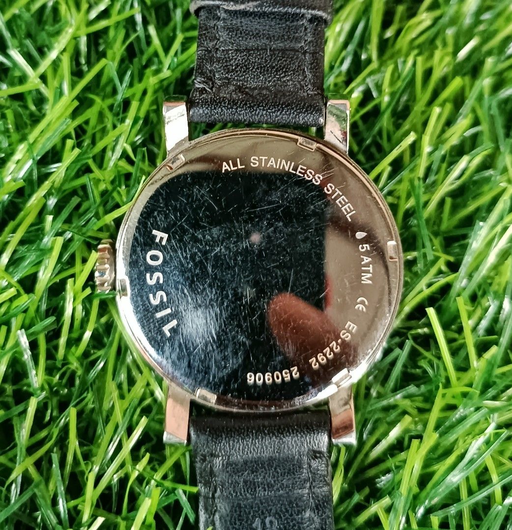 FOSSIL ORIGINAL LEATHER STRAP WATCH Men s Fashion Watches