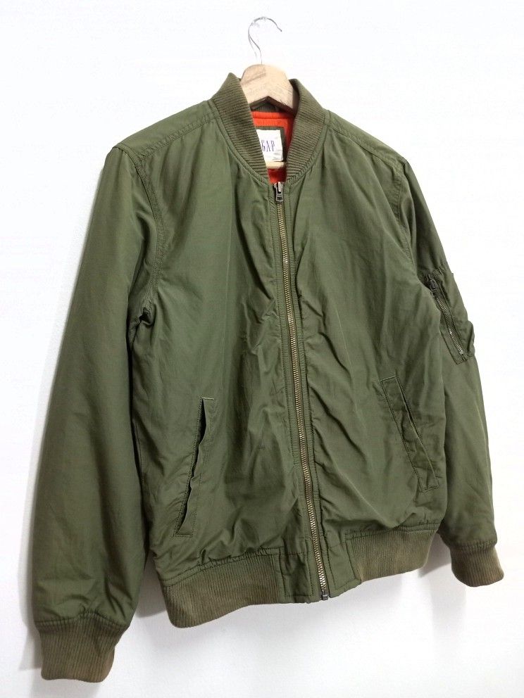 Gap green store bomber jacket
