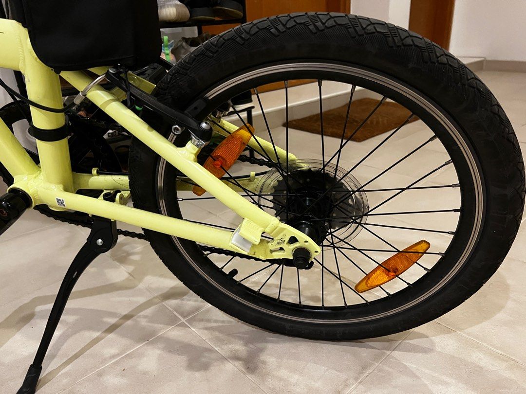 GIANT Momentum Folding bike Parkway , Sports Equipment, Bicycles