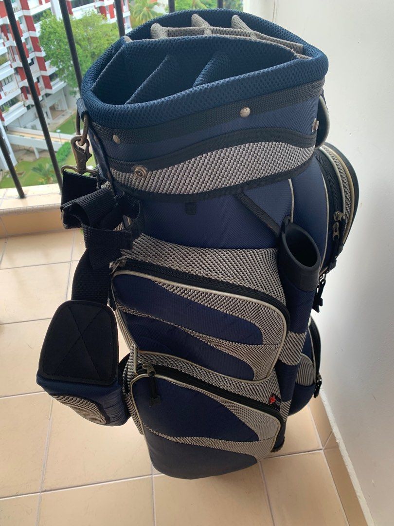 Golf Bag Perry Gear, Sports Equipment, Sports & Games, Golf on Carousell