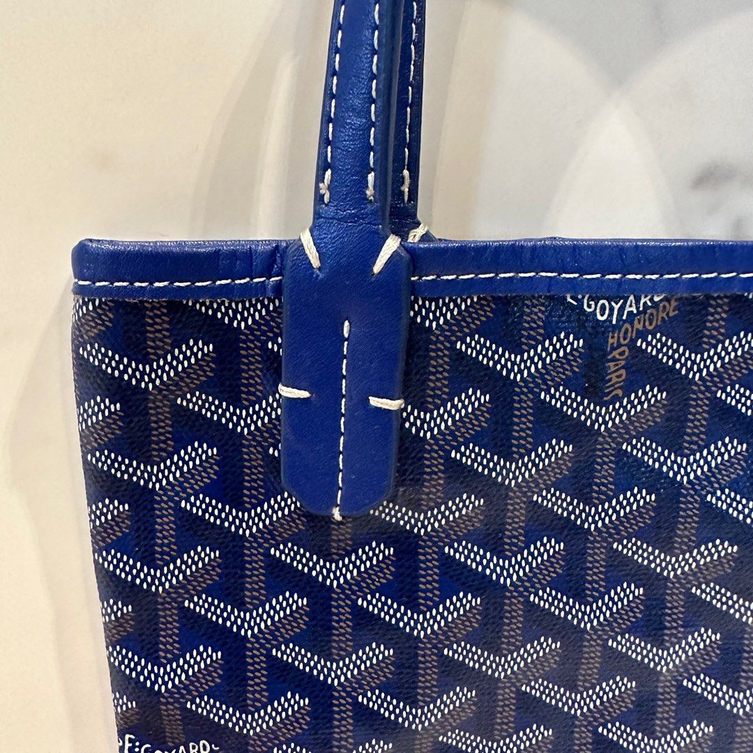 Goyard Isabelle PM, Luxury, Bags & Wallets on Carousell