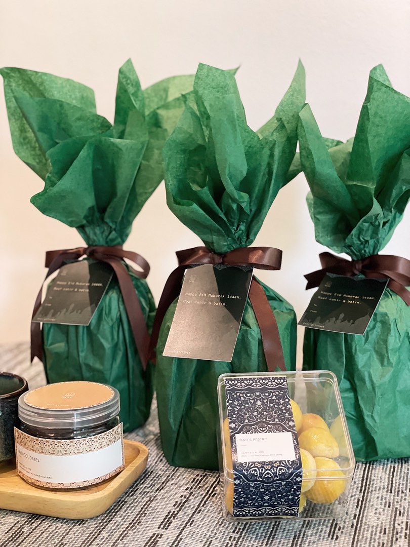 Hari Raya gift set Ramadan cookies, Food & Drinks, Homemade Bakes on