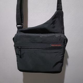 Hedgren authentic sling/body bag