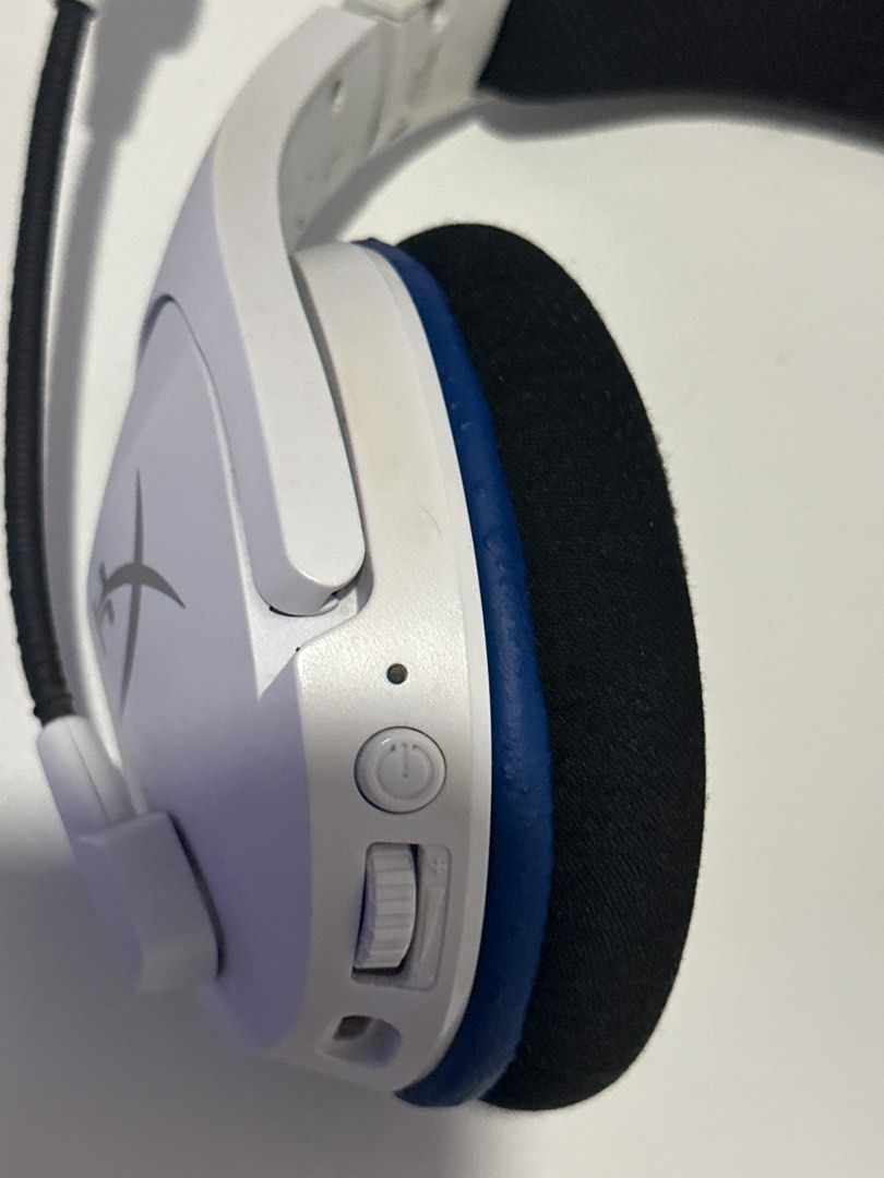 HyperX Cloud Stinger Core Wireless Gaming Headset (White), Audio ...