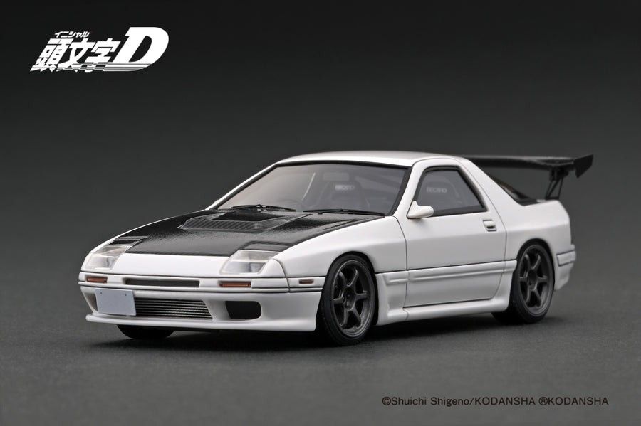 Ignition Model 1/43 Initial D Toyota AE86 and RX7 with Figurine (IG