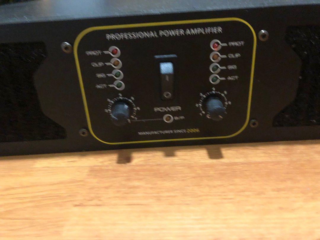 IVA pm 2.32 power amplifier . ( iva - tpm - 2.32 x 300w 8 ohms power