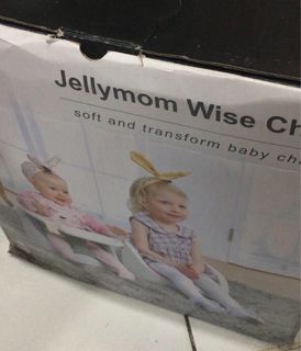 Jellymom wise booster chair
