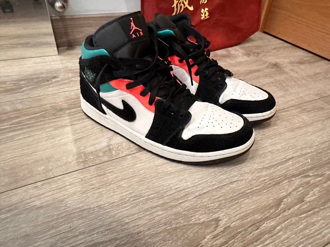 Jordan 1 mid store south beach on feet