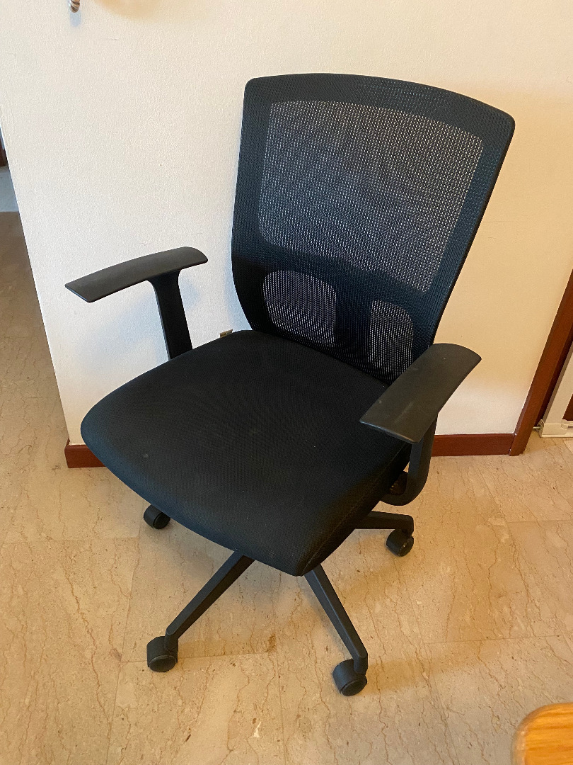 Comfort design kasa deals midback office chair