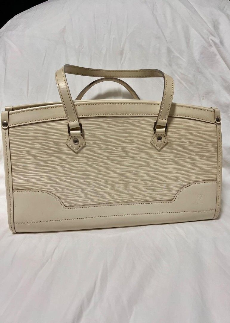 Louis Vuitton Ivory Epi Leather Madeleine PM Bag For Sale at