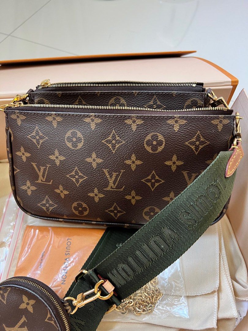 Louis vuitton shoulder discount bag with pouch