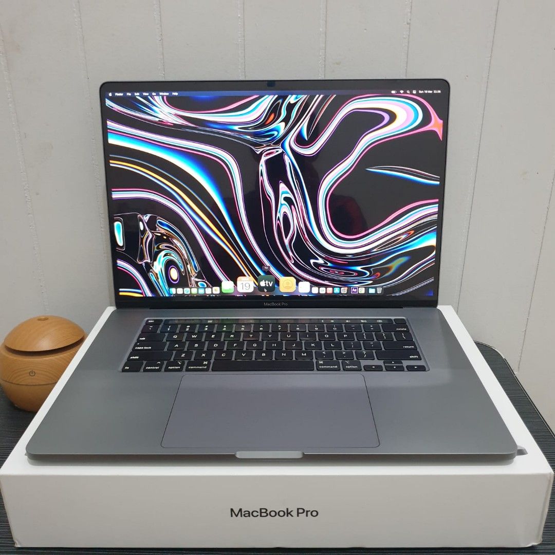 MacBook Pro 16インチ 16GB 1TB USキーボード - Mac