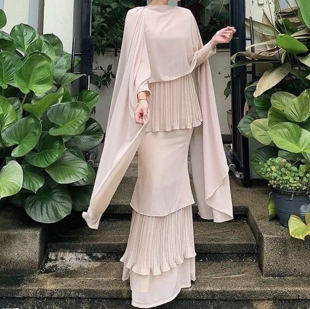 Maia luxe sales