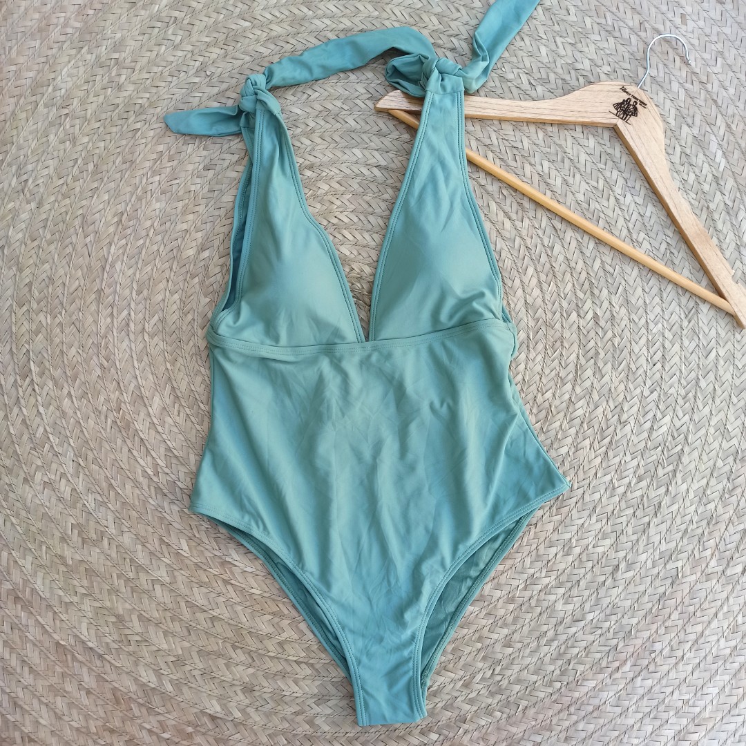 MINT GREEN SWIMSUIT ( SMALL TO MEDIUM) on Carousell