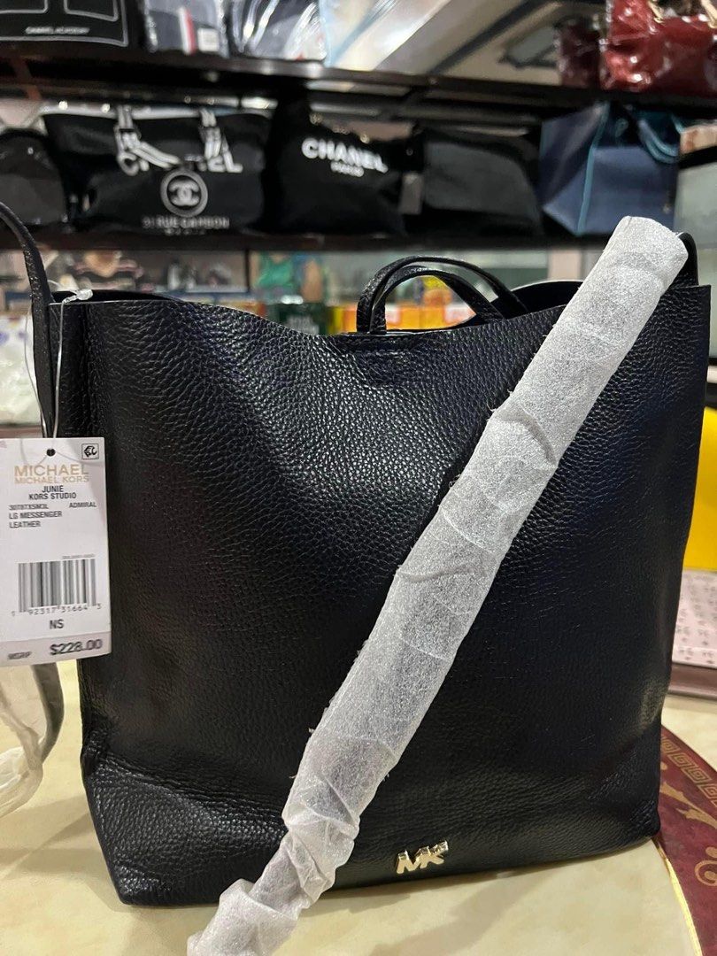 Michael kors hotsell junie messenger black