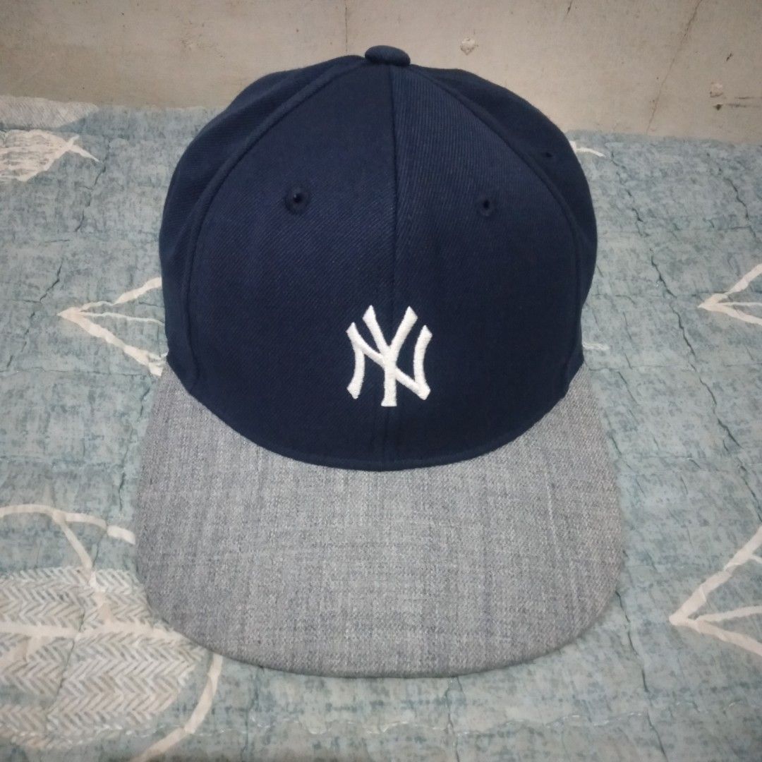 Vintage new era white tag, Men's Fashion, Watches & Accessories, Cap & Hats  on Carousell