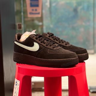 （分類：）位於 。 由 hamletsneakerstore 提交（商品編號 1221774102，圖片 1）。簡介： 。