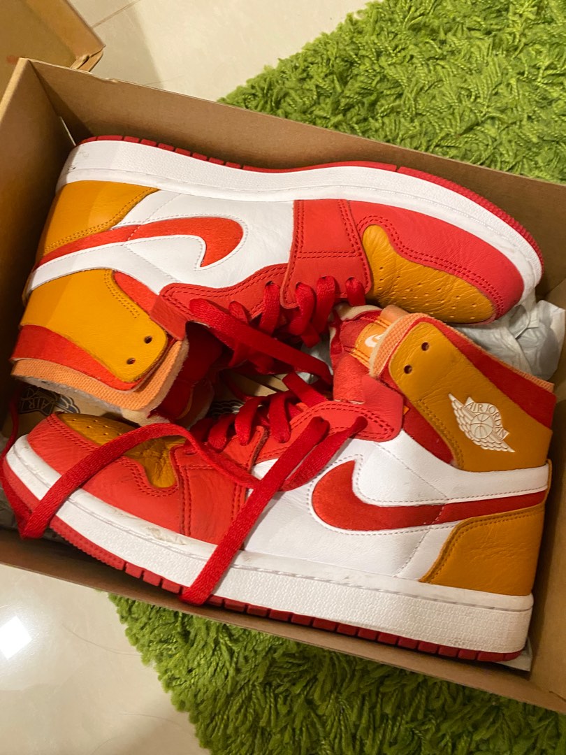 womens air jordan 1's
