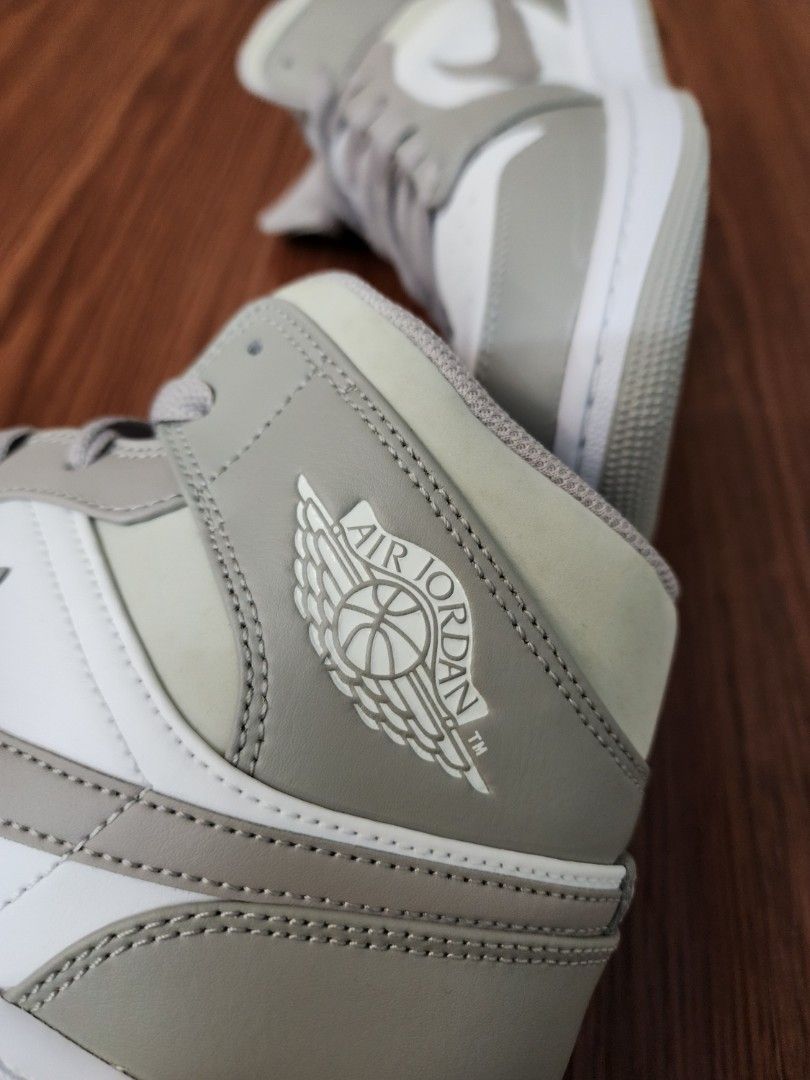 Nike Air Jordan 1 Linen, Men's Fashion, Footwear, Sneakers on Carousell