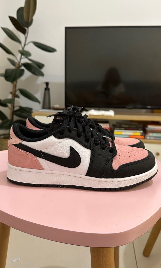 black and coral jordan 1