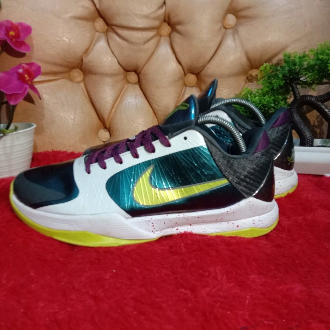 nike shoes with waves