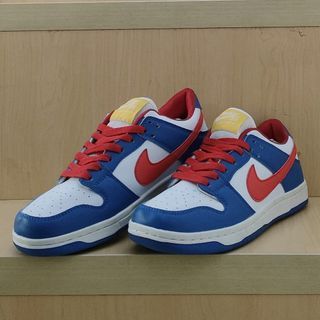 Nike SB Dunk Doraemon