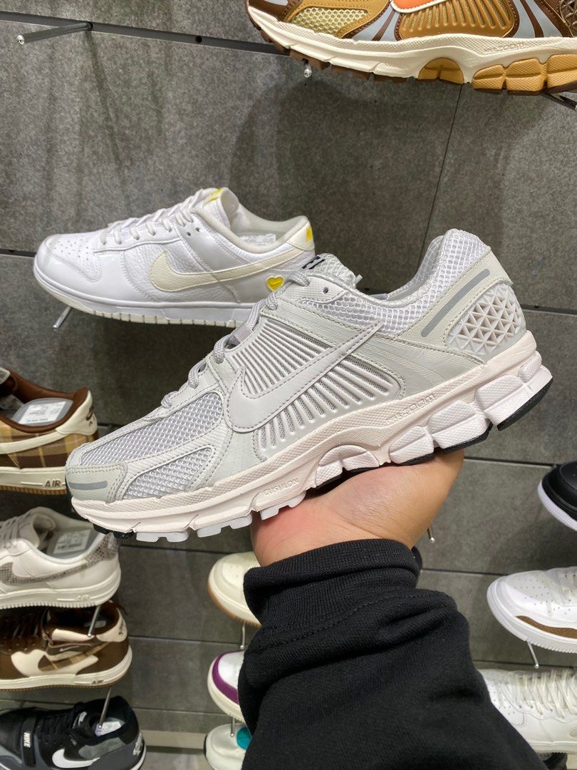 Nike Vomero 5 Men s Fashion Footwear Sneakers on Carousell