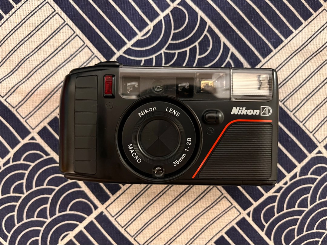 Nikon L35AD 3(L35AF)系列 菲林相機 傻瓜機 定焦 大光圈, 攝影器材, 相機 Carousell