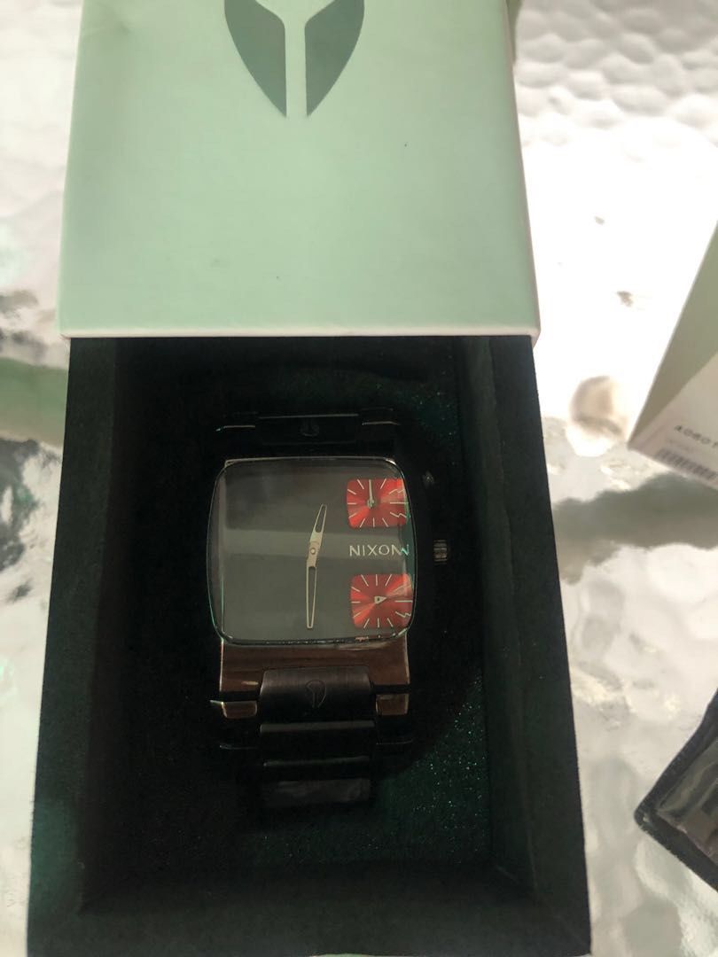 Nixon banks gunmetal