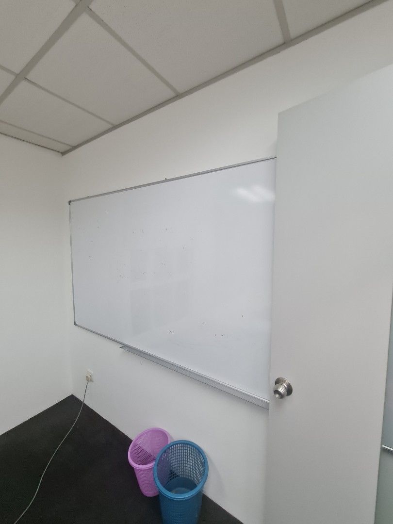 Office Furnitures Clearance (office closing), Furniture & Home Living