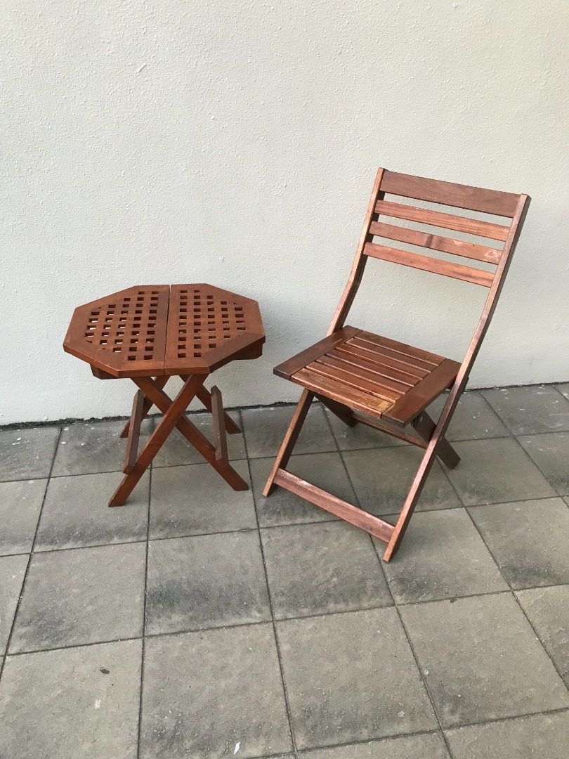 Outdoor foldable wooden chair and table. Chair 18 and Table 18