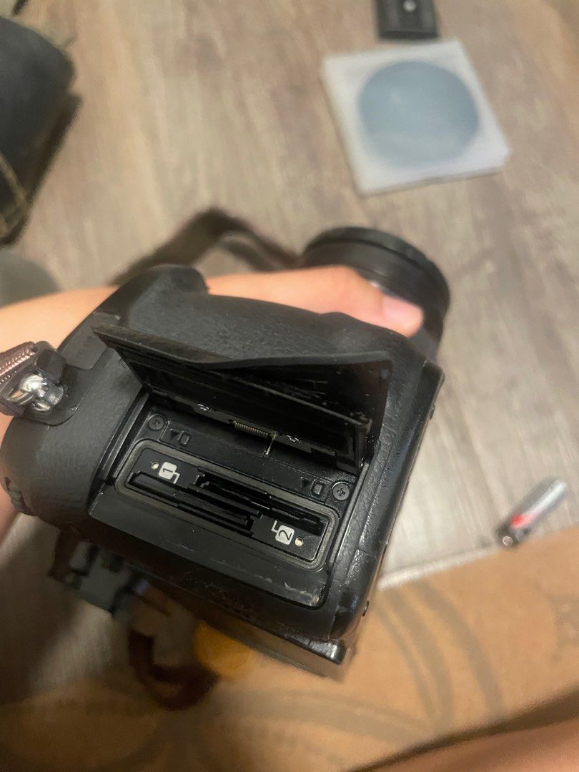 Panasonic GH5 kit (2 lens + batteries), Photography, Cameras on Carousell