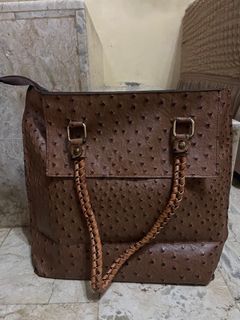 RUSH SALE! Preloved! Paul's Boutique London Bag MOVING-OUT, Women's  Fashion, Bags & Wallets, Cross-body Bags on Carousell