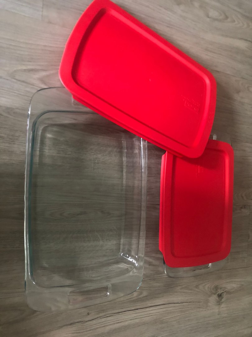 Pyrex Dish, Furniture & Home Living, Kitchenware & Tableware, Bakeware