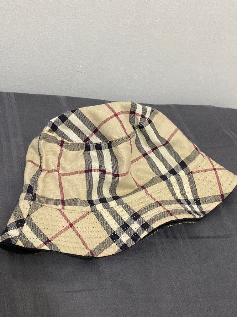 Burberry reversible hat discount