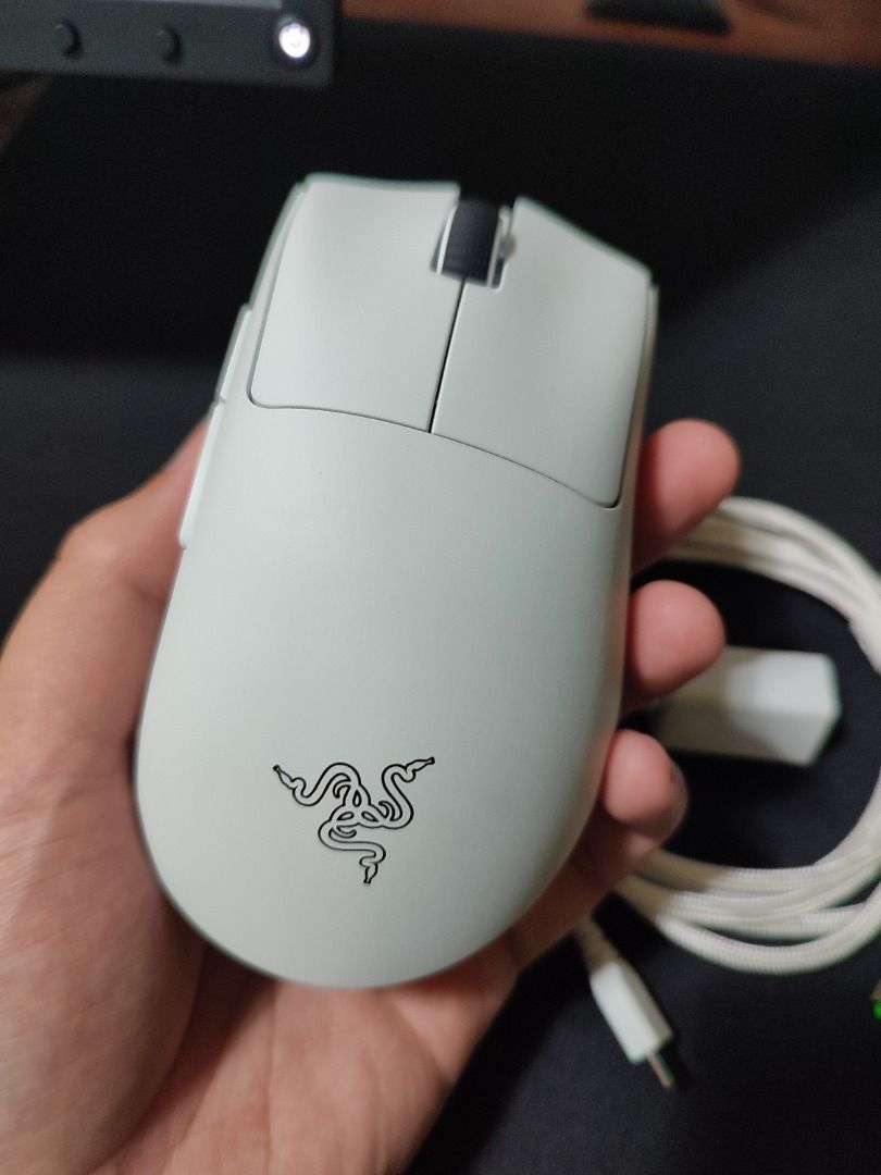 マウス・トラックボール Razer DeathAdder V3 Pro White Razer DeathAdder V3 Pro Wireless Gaming Mouse: 64g