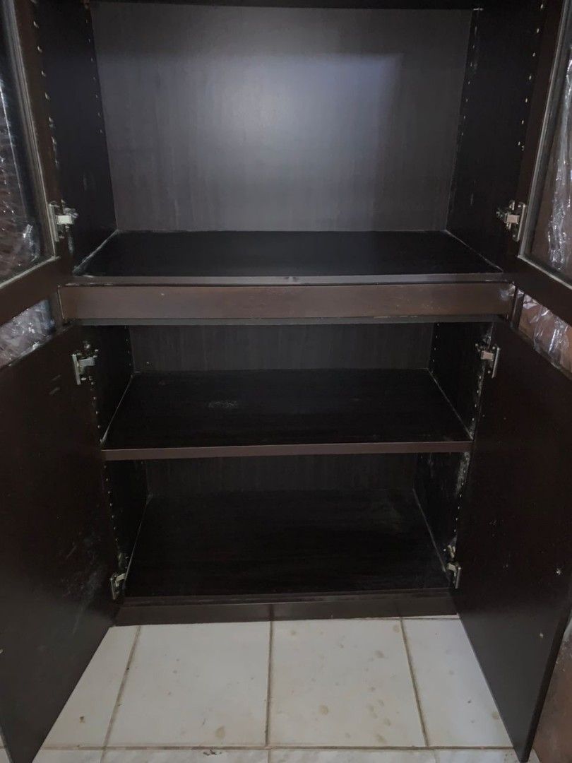 Rm500 Display Area Puchong Used, Furniture & Home Living