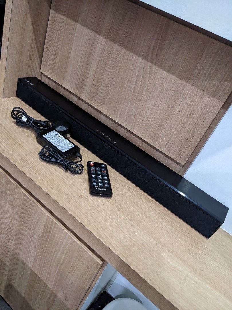 Samsung HWJ250 Bluetooth Soundbar, Audio, Soundbars, Speakers
