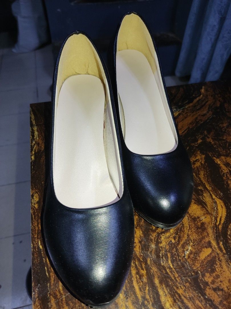 SCHOOL/OFFICE SHOES on Carousell