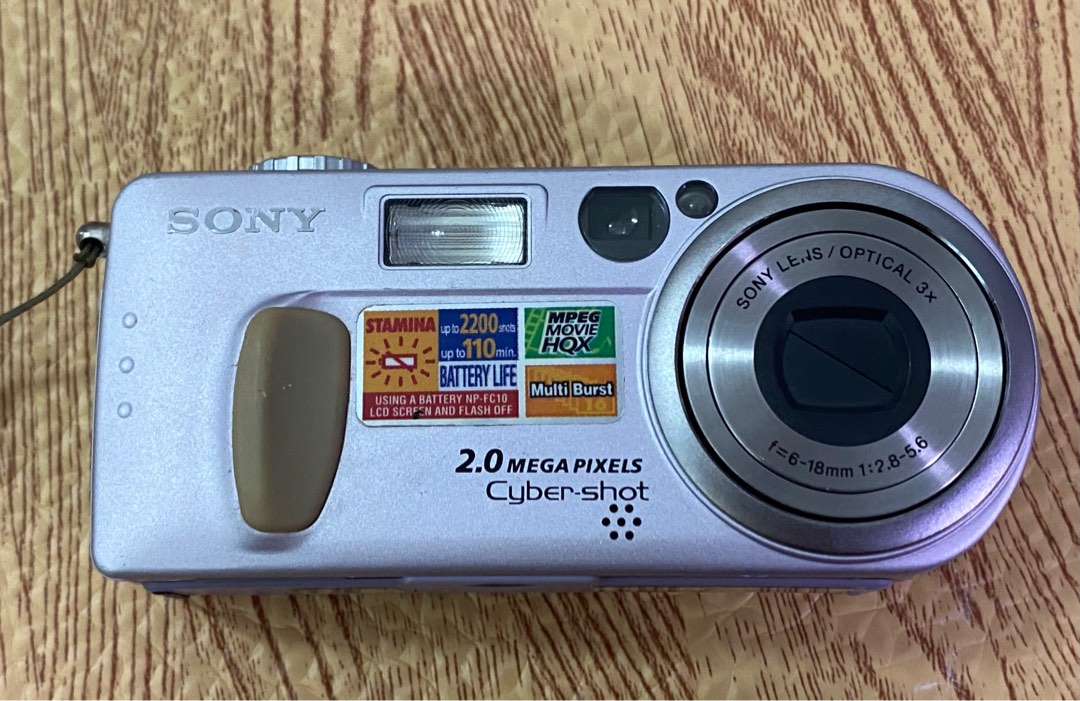 Sony cyber-shot DSC-P2 CCD digital camera 數碼相機, 攝影器材, 相機